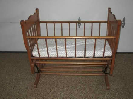 Photo of free Cradle (Schaumburg) #1
