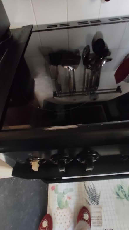 Photo of free Electric freestanding Cooker (Near Bus Garage N13) #4