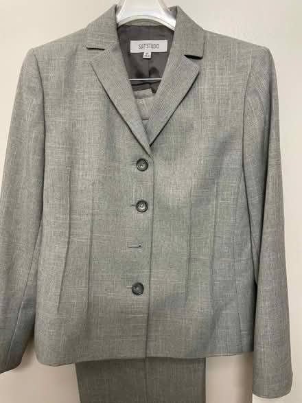 Photo of free Women’s sz 8 pant suit / NEW (South San Jose) #2