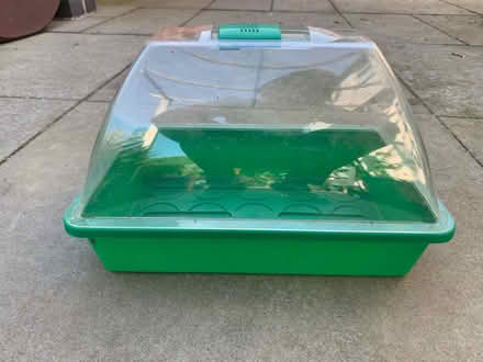 Photo of free Propagating Tray & Cover (Churchdown GL3) #1