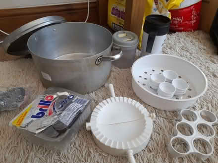 Photo of free Kitchen items - various (Woodgate B32) #1