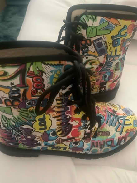 Photo of free Kids boots (WS10 wendsbury) #2
