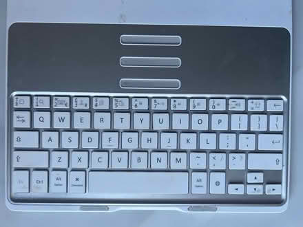 Photo of free Ipad Bluetooth keyboard (Hampden Park) #2