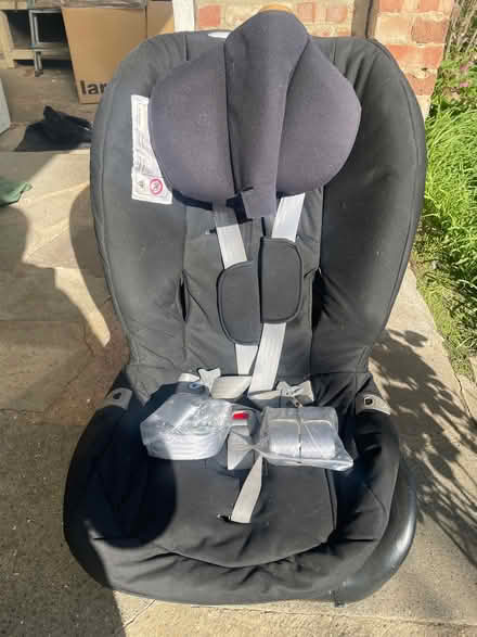 Photo of free Romer Children’s Car Seat (Eastcote HA4) #1