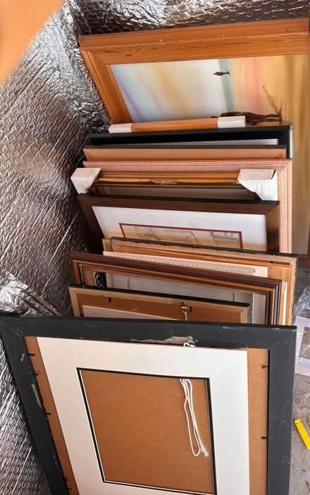 Photo of free Artists Picture frames (Whalley BB7) #1