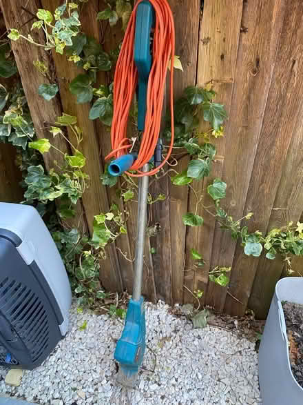 Photo of free Electric weeder (Tunbridge Wells) #1