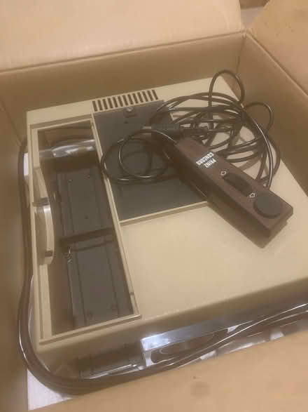 Photo of free Slide Projector (West Reading RG1) #2