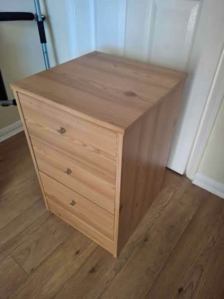 Photo of free Small chest of drawers (NG10 Fields Farm Estate) #2