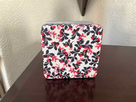 Photo of free Small tin (Sale M33) #1