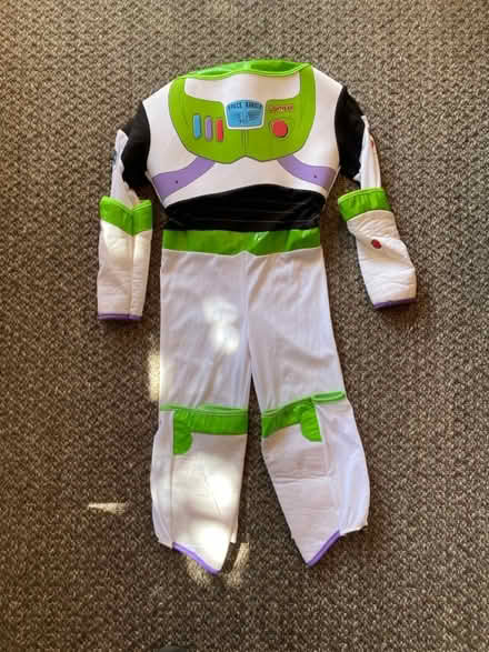 Photo of free Kids costume - Buzz Lightyear (Glen Iris) #1