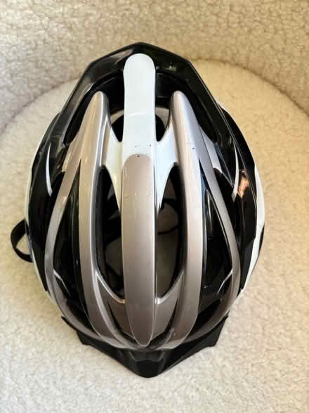 Photo of free Bike Helmet (Tooting Bec) #4