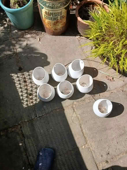 Photo of free Ceramic pots (TW12) #3