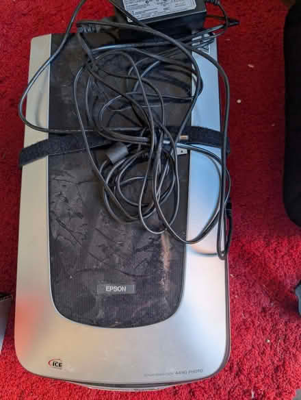 Photo of free Epson Perfection 4490 photo scanner (Summertown OX2) #1