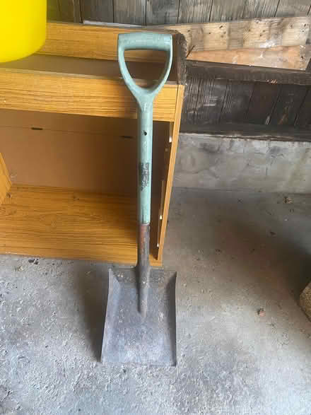 Photo of free Shovel (LL55) #1