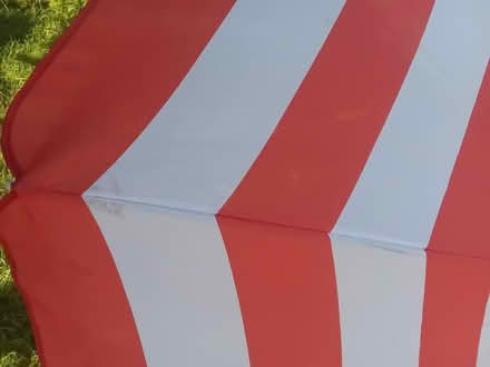 Photo of free Parasol / umbrella for picnic table (stalybridge SK15) #2