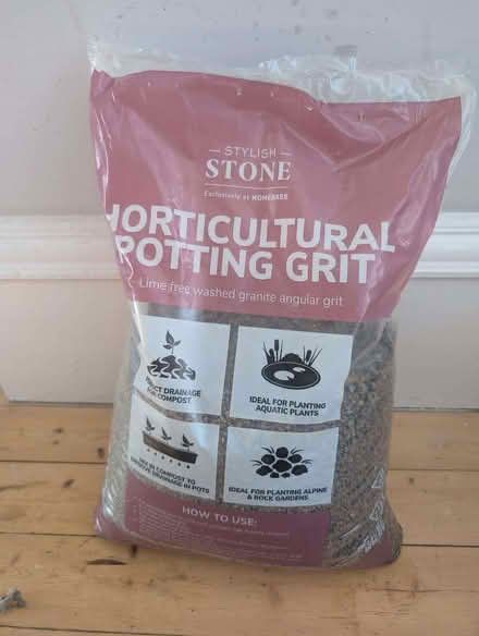 Photo of free Bag of horticultural potting grit (Stockbridge EH4) #1