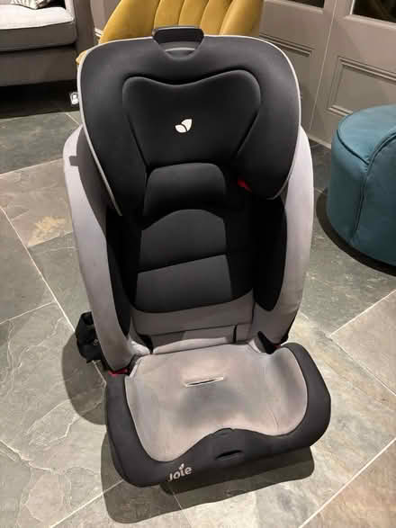 Photo of free Child’s isofix car seat (Penarth CF64) #1