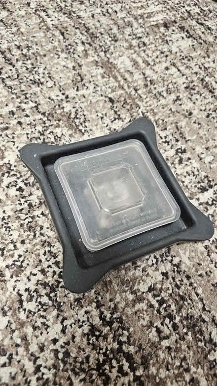 Photo of free Tray، scissors, blender (IG1) #3