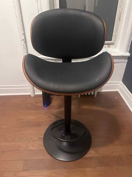 Photo of free barstool (East village) #1