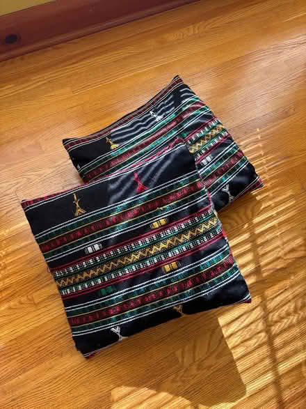 Photo of free Kenya pillows (McKennan Park) #1