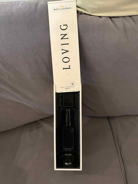 Photo of free Moet Chandon metal gift box (Williamsburg) #3