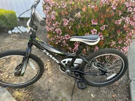 Photo of free Big kid bike (SLO Johnson Ave & Laurel Lane) #1
