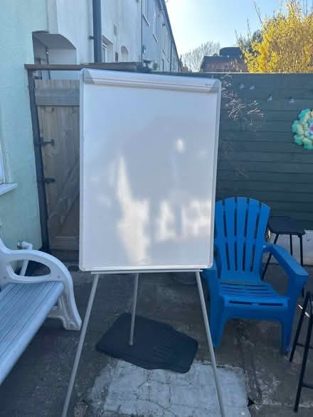 Photo of free Flip chart Easel (Wigston Leicestershire.LE18) #1