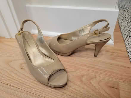 Photo of free Size 8 shoes (20011) #2