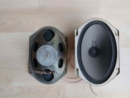 Photo of free Loudspeakers (GU14) #1