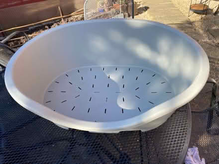 Photo of free Dog bed (Woodloes Park, Warwick CV34) #1