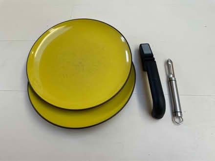 Photo of free Plates, knife sharpener, peeler (SE17) #1