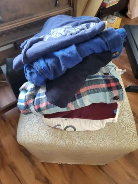 Photo of free Mens Sizes Small Shirts (McKnight Rd and Manchester Rd) #2
