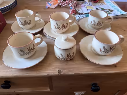 Photo of free 5 cups, 6 saucers, sugar pot (TW12 - Hampton Hill) #1
