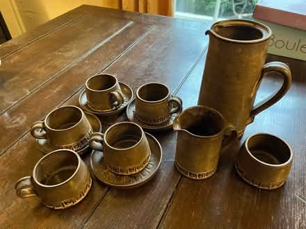 Photo of free Brown dishes (Bletchingley RH1) #1