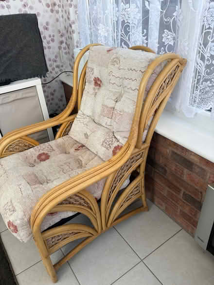 Photo of free Cane 2 x seater sofa & 2 x chairs (Hillmorton CV21) #4