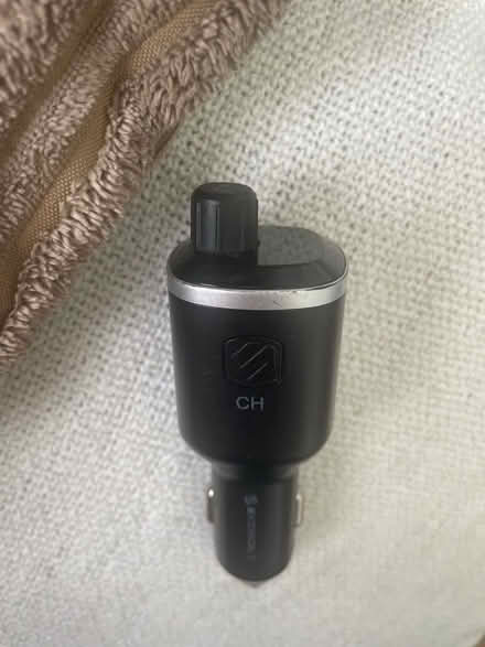 Photo of free Car FM radio Bluetooth transmitter (Englefield Green TW20) #2