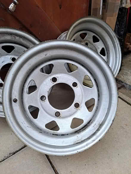 Photo of free Land Rover Defender (old!) Steel wheels (Scriven HG5) #2