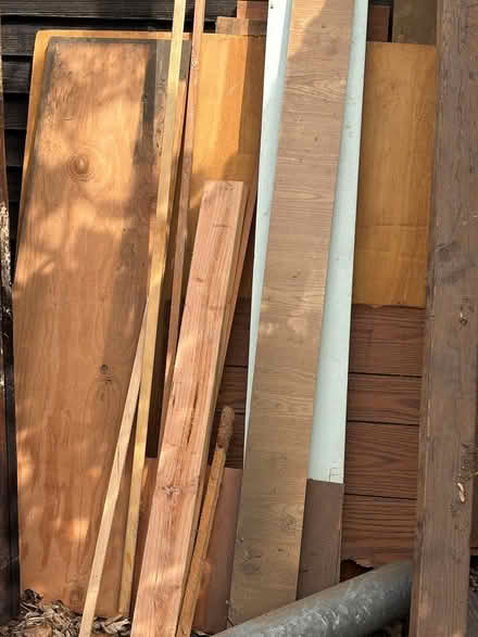Photo of free Various sizes and types of wood (near De Anza College) #1