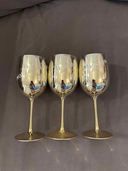Photo of free 3 moet Chandon wine glasses (Williamsburg) #2