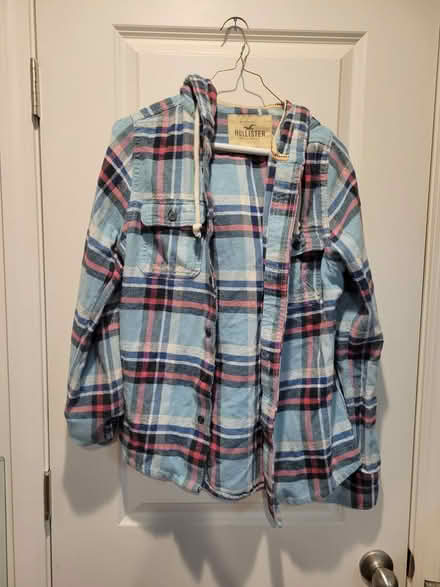 Photo of free Mens Sizes Small Shirts (McKnight Rd and Manchester Rd) #3