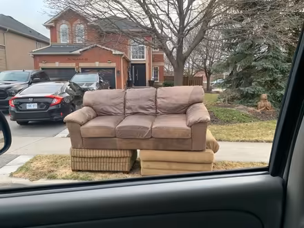 Photo of free Leather sofa (North Brampton) #1
