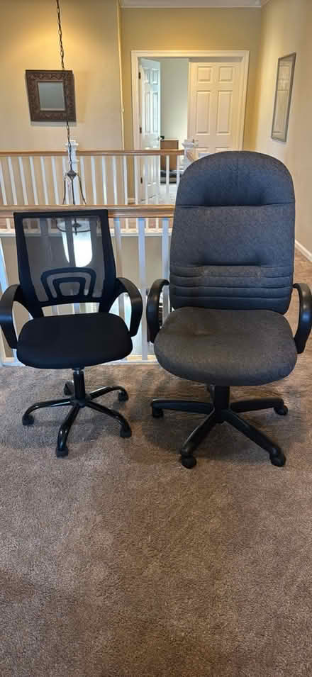 Photo of free Office chairs (South livermore near 84) #1