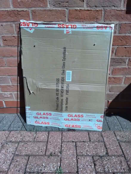 Photo of free Glass splashback (Epworth DN9) #1