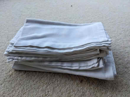 Photo of free Table cloth and matching napkins (Leybourne) #2
