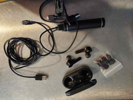 Photo of free Phone Battery & EarBuds (Bloomfield, NJ) #1
