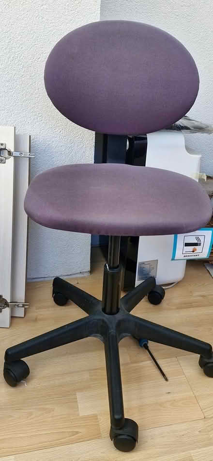 Photo of free Office chair (HP2) #1