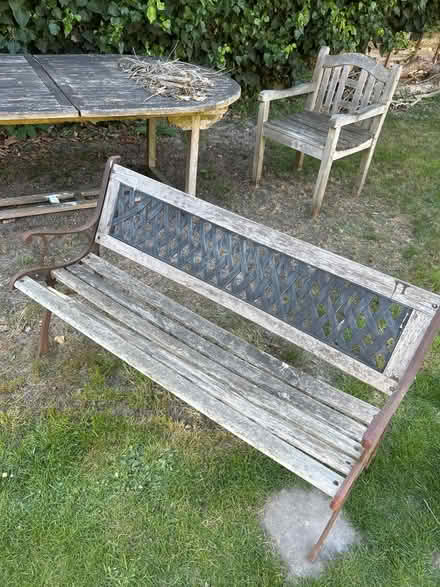 Photo of free Old garden furniture (lawrence rd hampton, TW12) #4