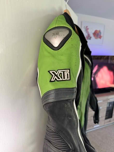 Photo of free One piece motorcycle leathers uk42 (WR5) #4