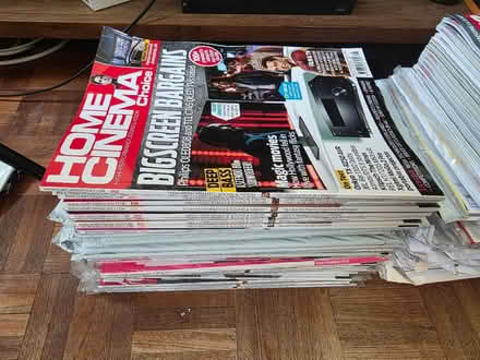 Photo of free What Hi-fi, Home Cinema and Auto Express magazines (Artington GU4) #2