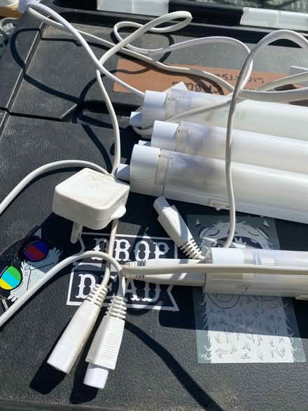 Photo of free 4 under counter lights (Colchester) #2